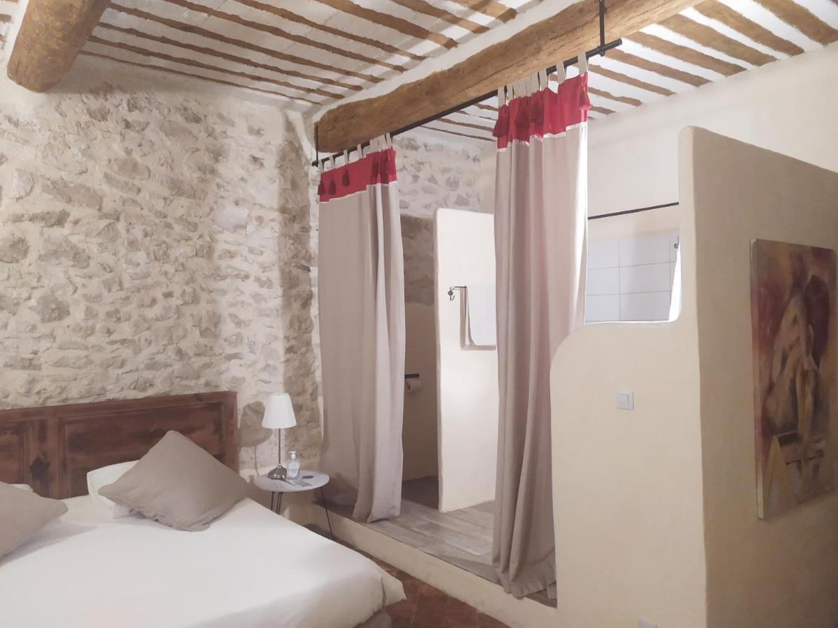 Chambre D'Hotes Face Au Lavoir Méthamis Buitenkant foto