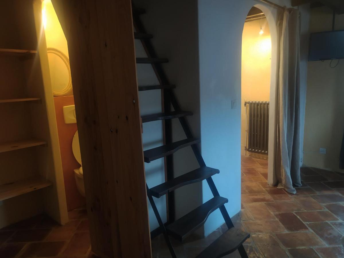 Chambre D'Hotes Face Au Lavoir Méthamis Buitenkant foto