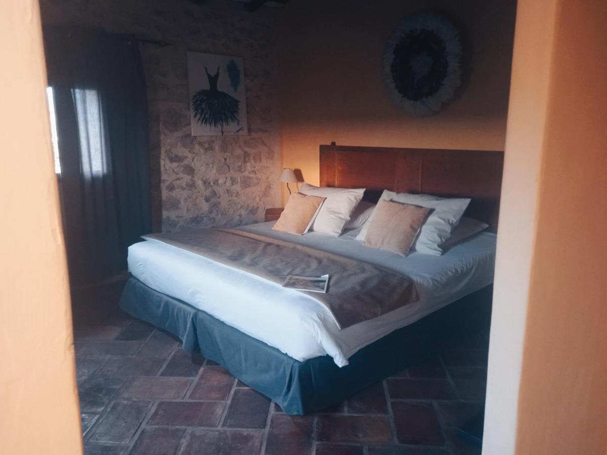 Chambre D'Hotes Face Au Lavoir Méthamis Buitenkant foto
